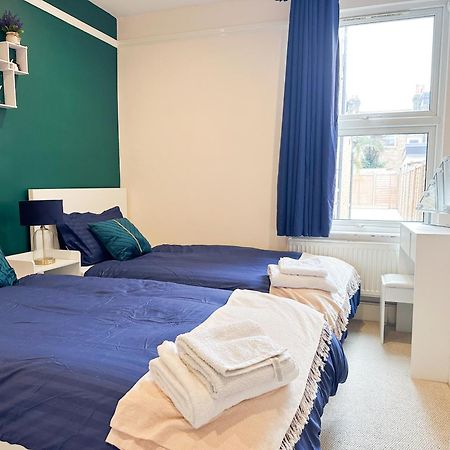 Beautiful 2 Bedroom With Private Garden In Wimbledon - Minutes From Central London Kültér fotó